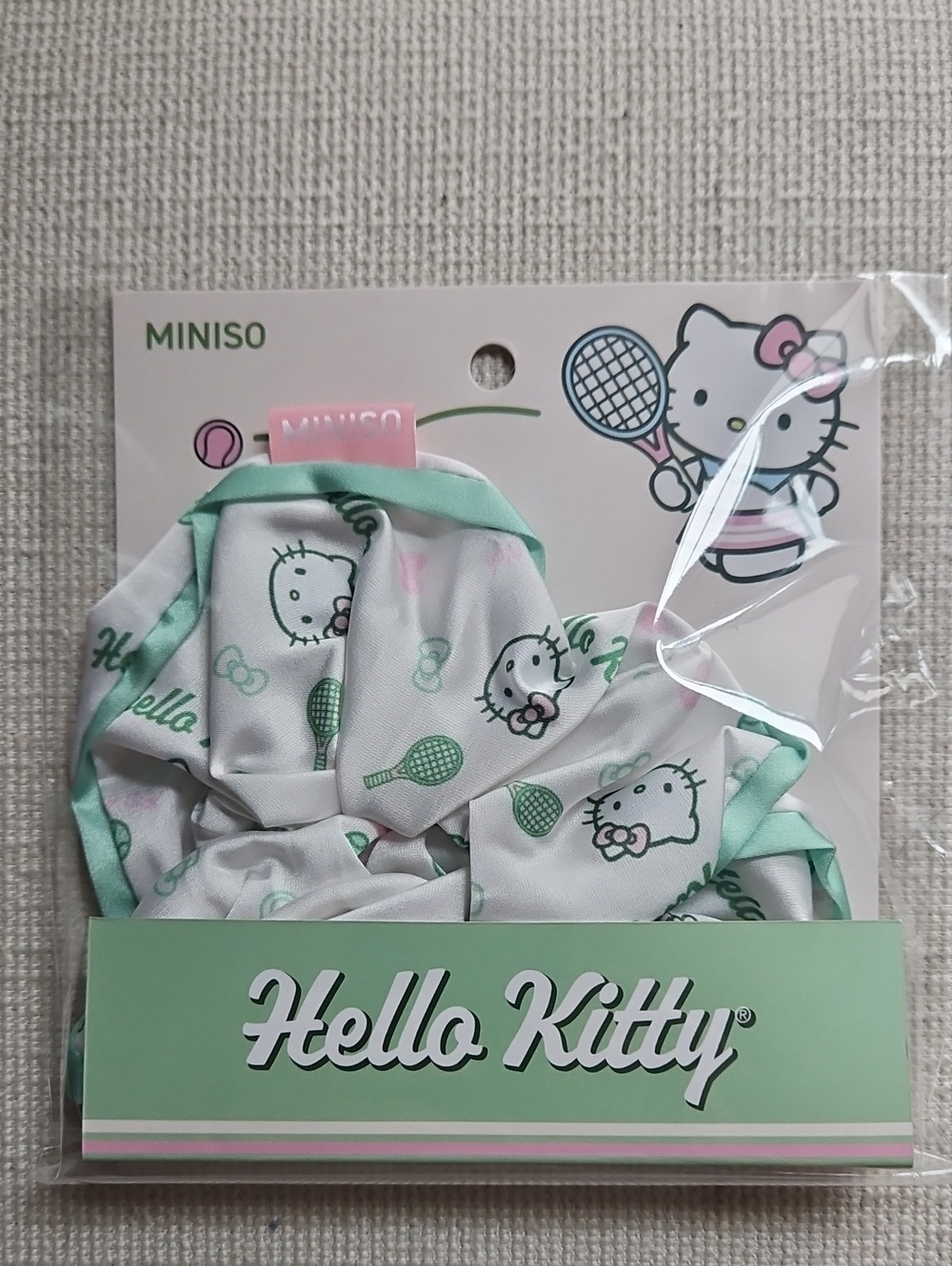 HELLO KITTT TENNIS HAIR SCRUNCHIE